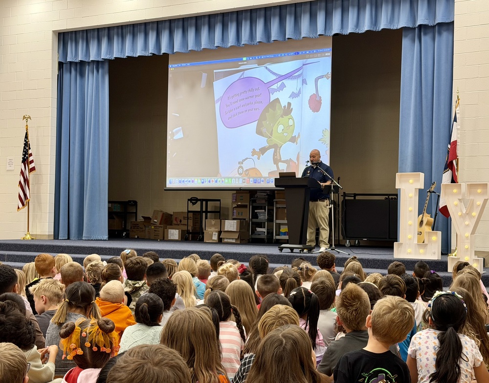 Our Lincoln Lynx proudly participated in the Utah Reads statewide Read-a-Thon! Utah Reads is a statewide effort to help children build strong reading skills. At Lincoln, we are all about getting that book time in! 📖 We kicked things off with Mr. P reading a book to the whole school before our students spread out, settled in, and enjoyed some quiet reading time of their own. Way to go, readers!