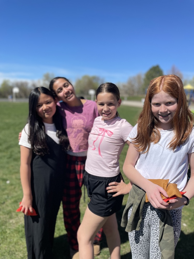 Jr. Hope Squad Students celebrating Hope Week