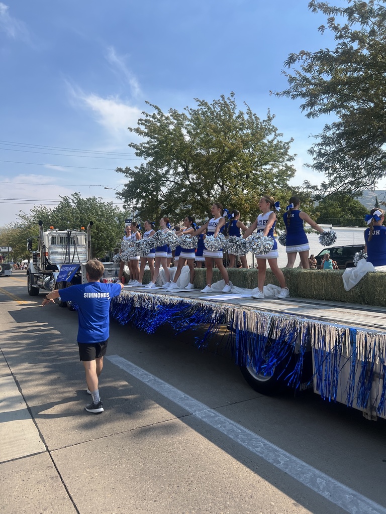 Cheer at the parade