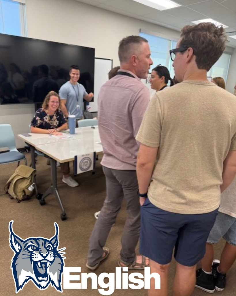 💙🐾 What an amazing Back to School Night! 🐾💙 We loved seeing our Davis Connect families, meeting new faces, and reconnecting with our incredible departments. ✨ The energy and excitement for a brand-new year is contagious, and we are so grateful for the support of our Lynx community! 🦁💫 Here’s to a year full of learning, growth, and connection—together we make Davis Connect strong! 💪📚