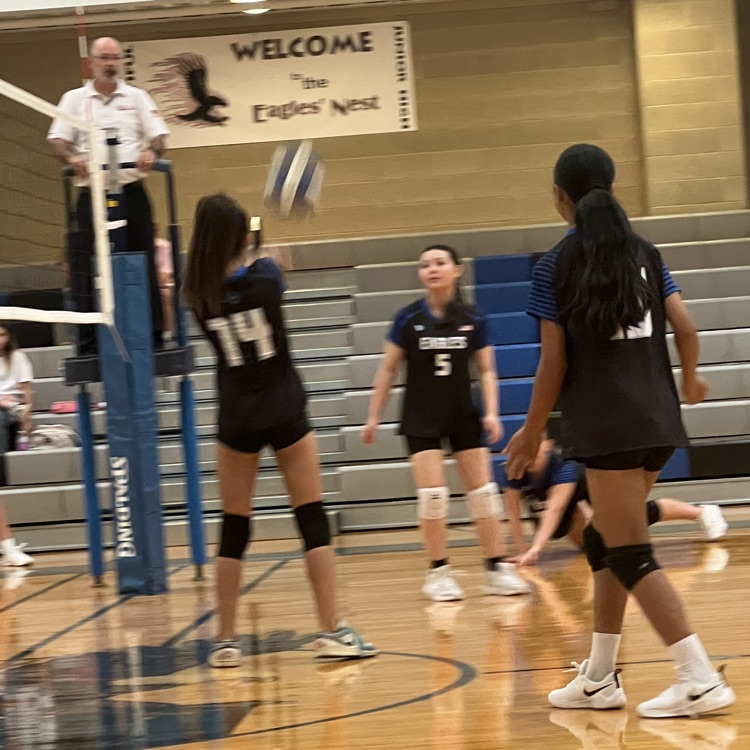 girls volleyball