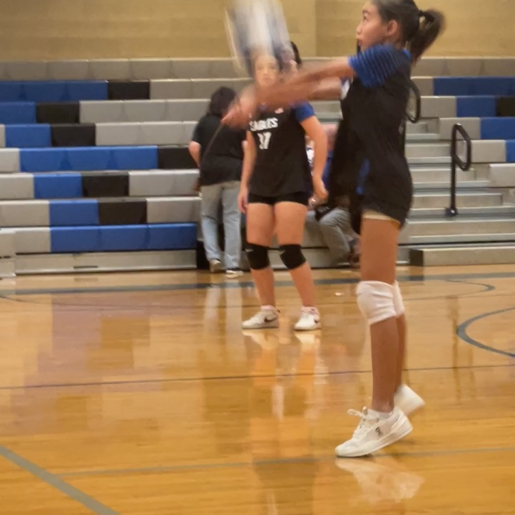girls volleyball