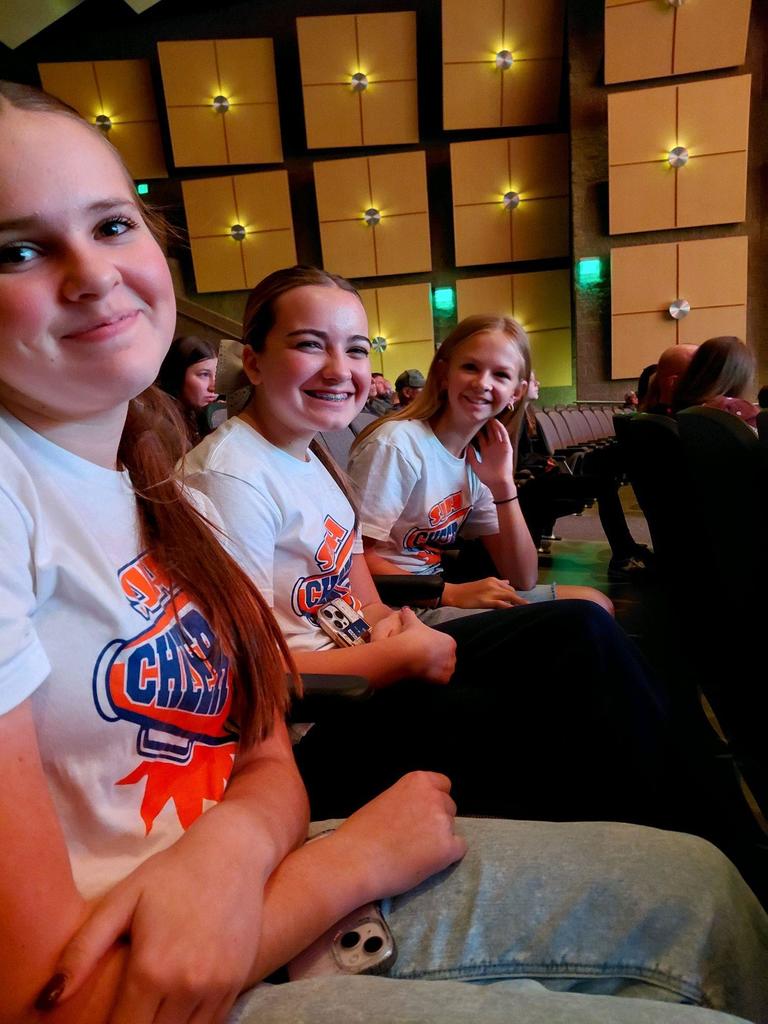 Cheer at Orchestra Fall Concert