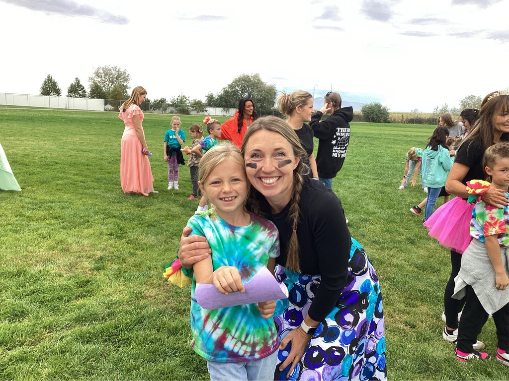moms and students pictured outside