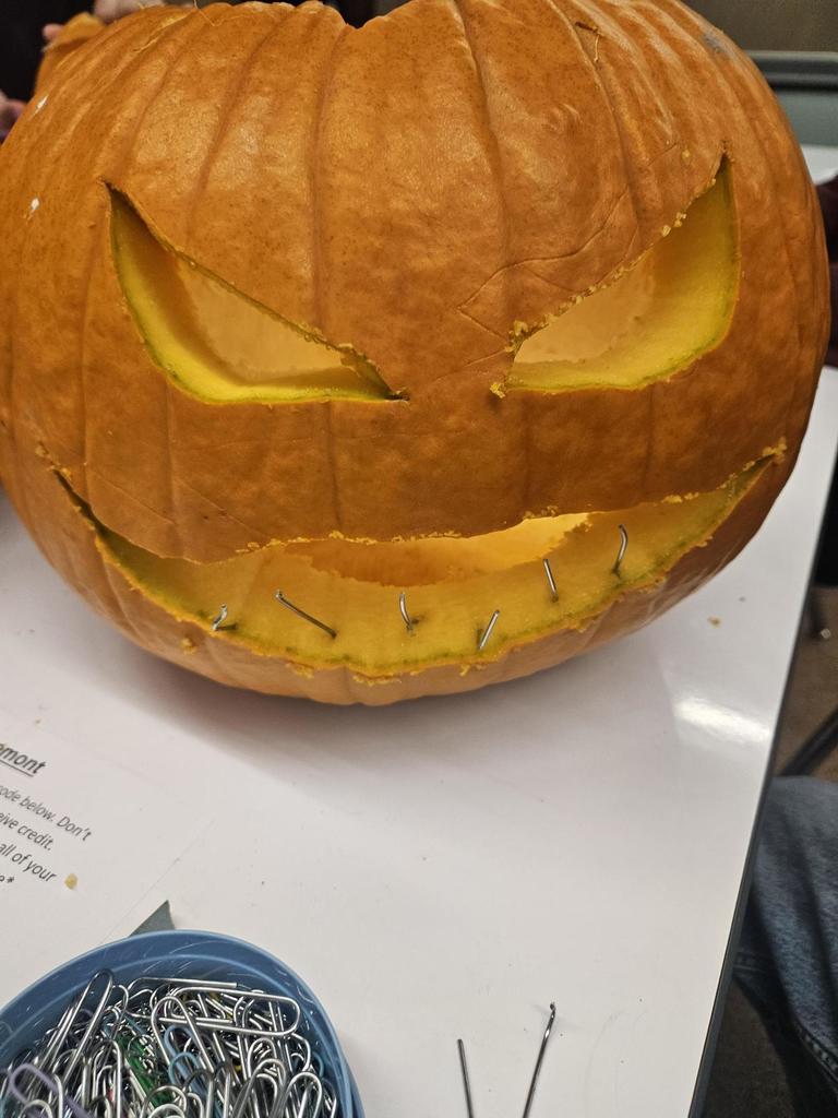 Pumpkin carving for Syracuse City Pumpkin Walk