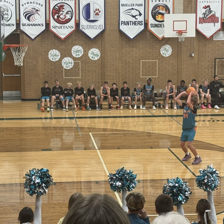 Boys BB Game vs Farmington 10