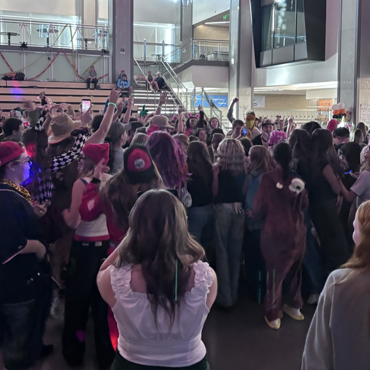 kids dancing at the stomp.
