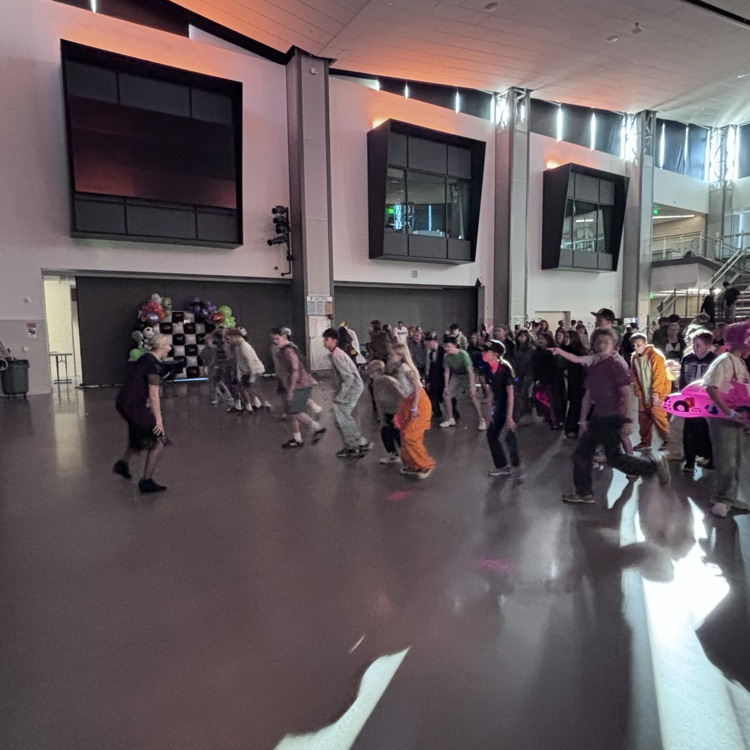 kids dancing at the stomp.