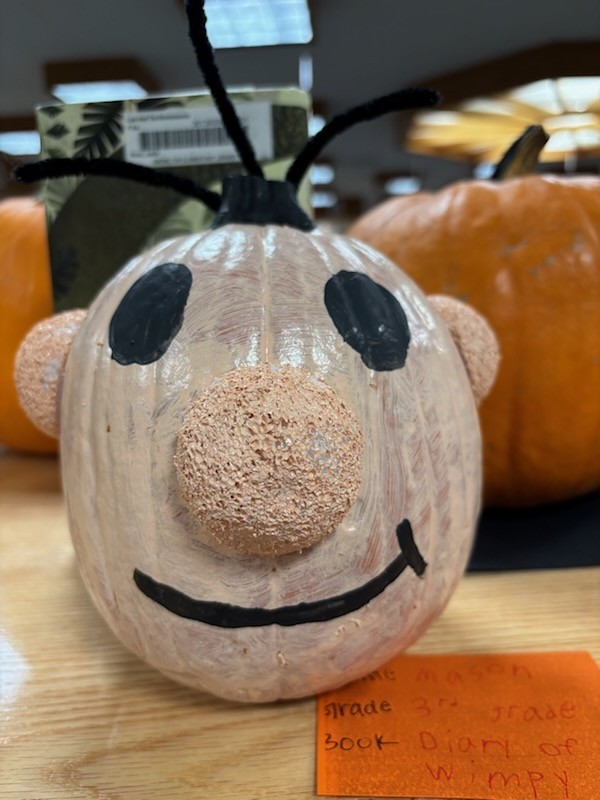 Student Pumpkin Decorating Contest