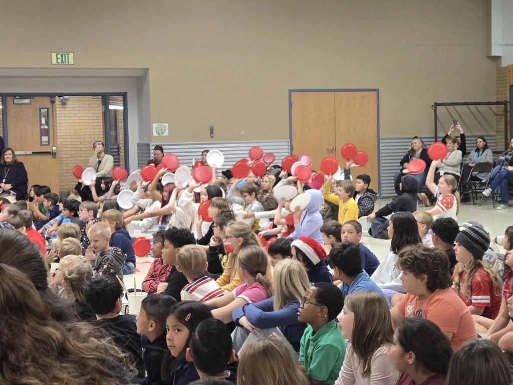 5th graders sing during a school assembly to our veterans!