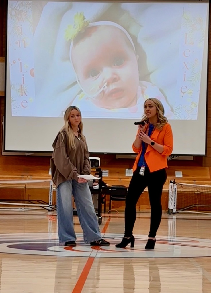 Holla Dolla Days assembly