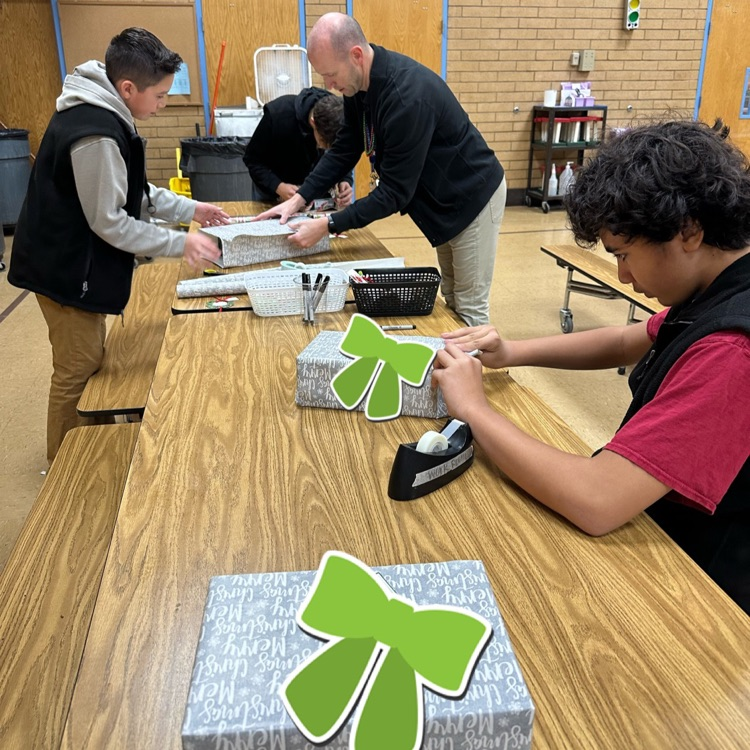 Students wrapping gifts!