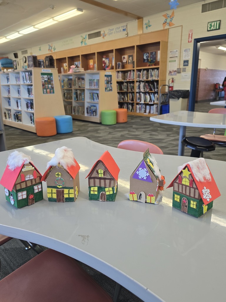 Chalets made by students