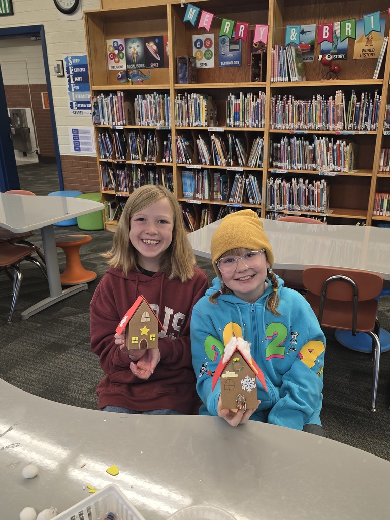 Student with chalets