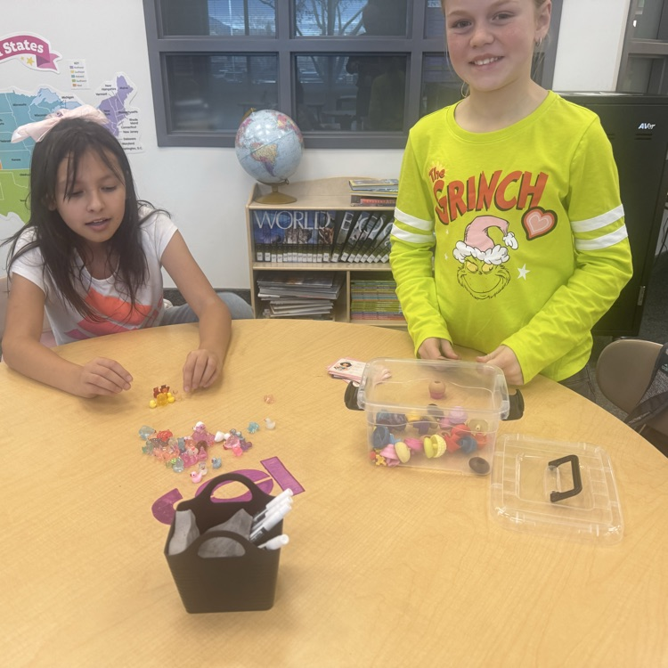 kids playing in library