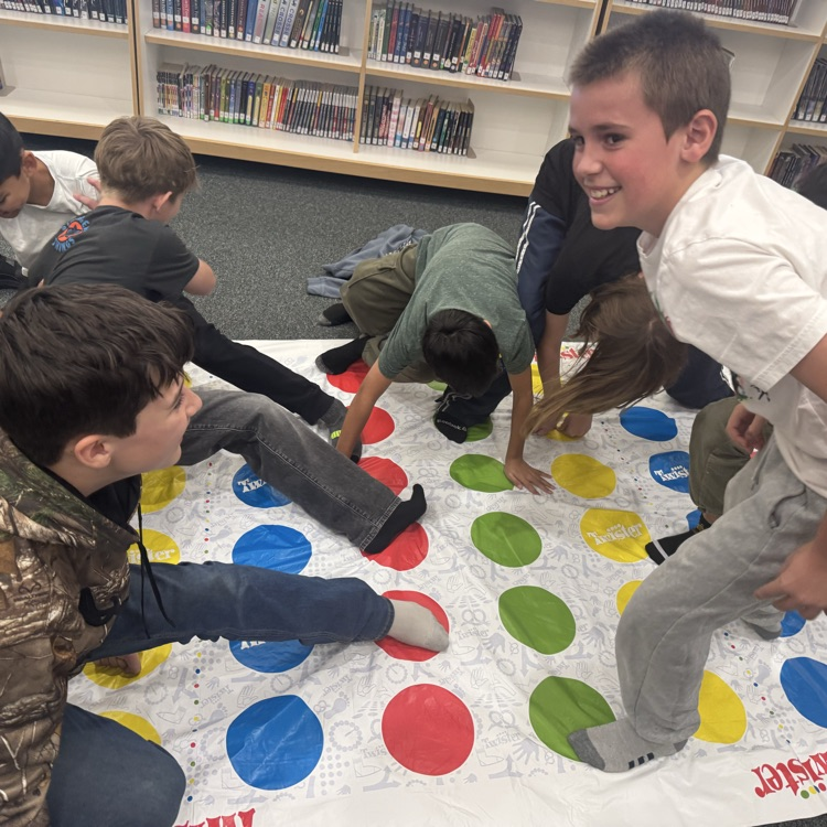 kids playing twister