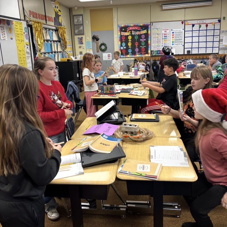 students working together to create an invention 