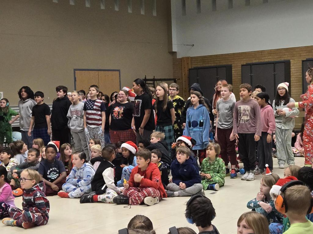 5th graders singing in Meadowbrook's Sing-Along!