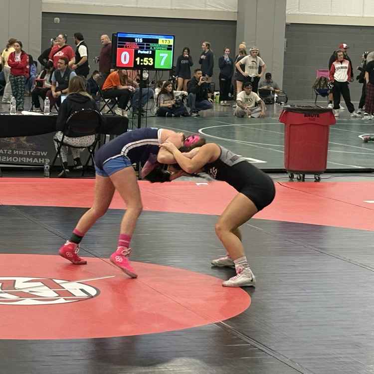 girls wrestling 