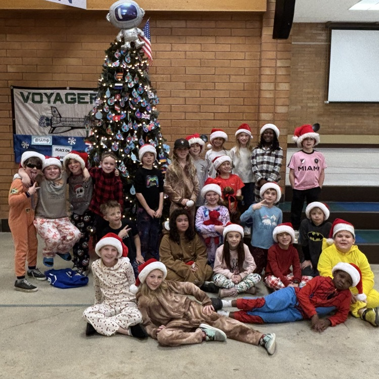 Voyagers bring Peace on Earth