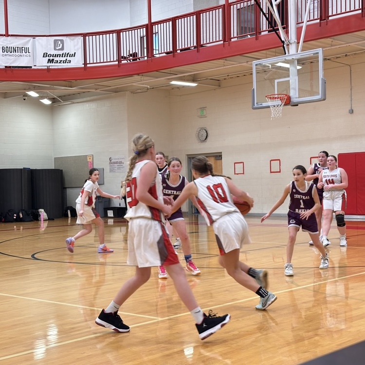 girls basketball game