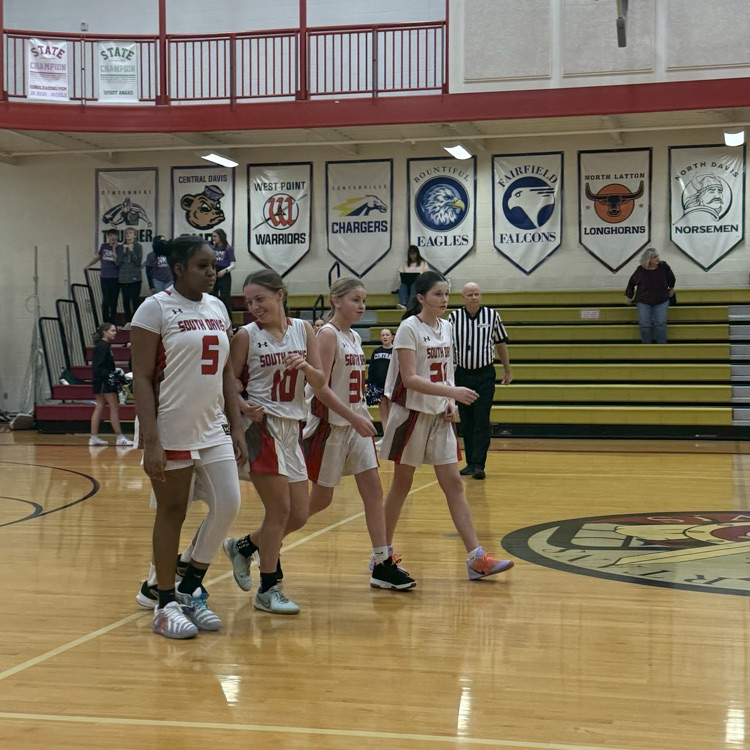 girls basketball game