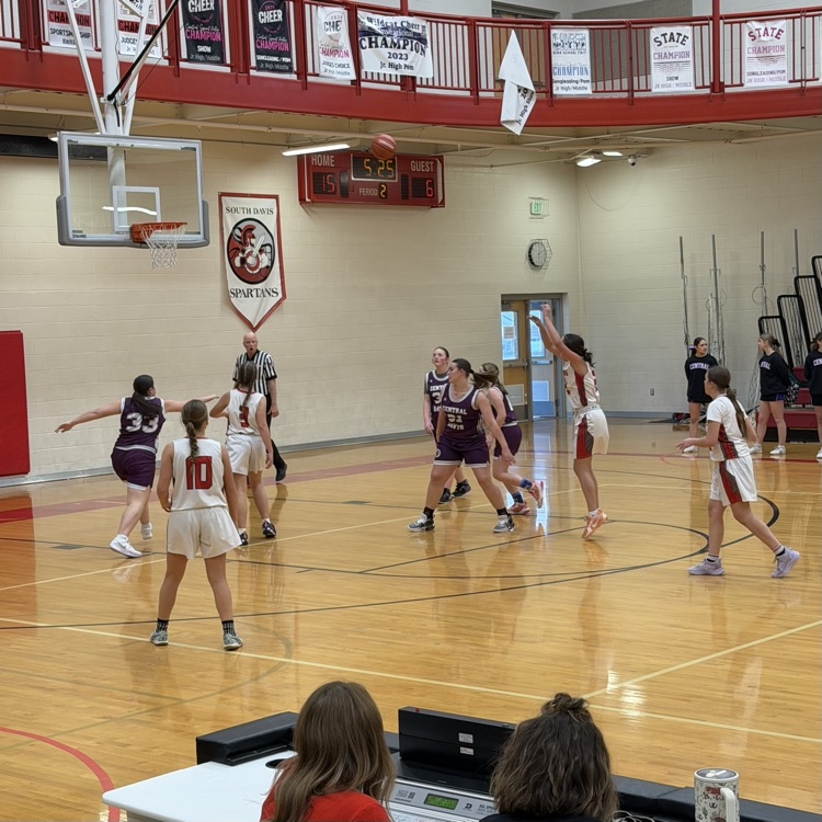girls basketball game
