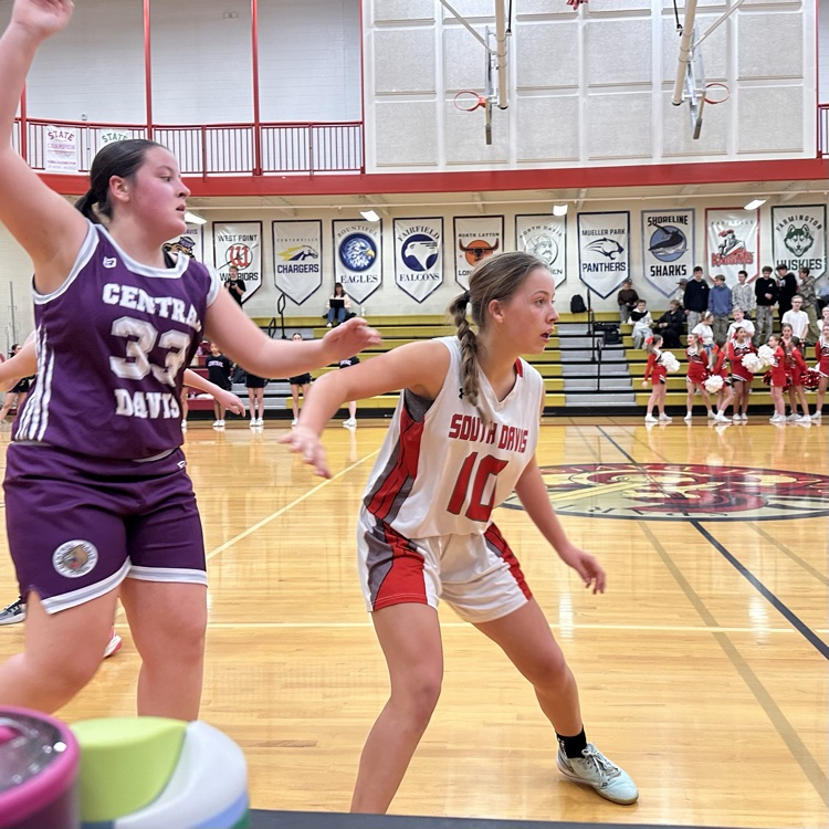 girls basketball game