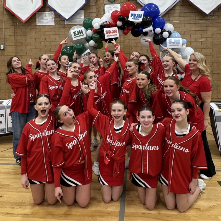 cheer team group picture