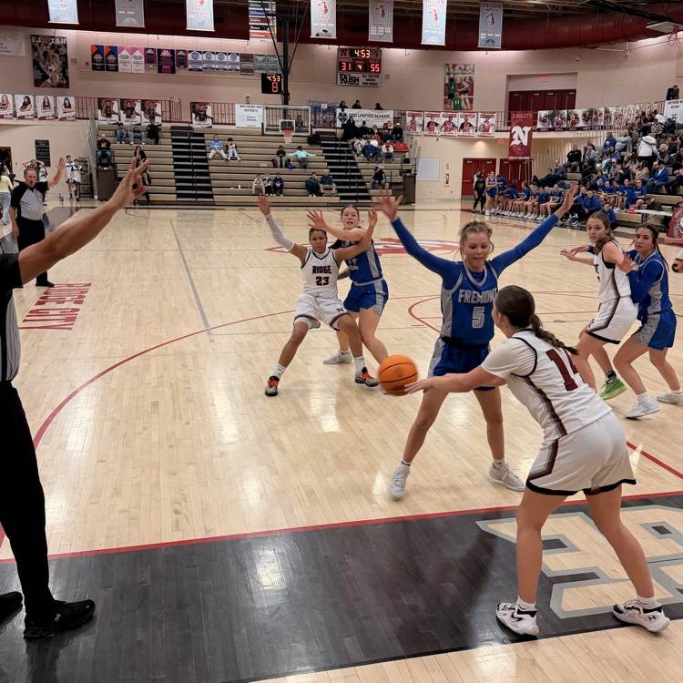 knights inbound under the basket