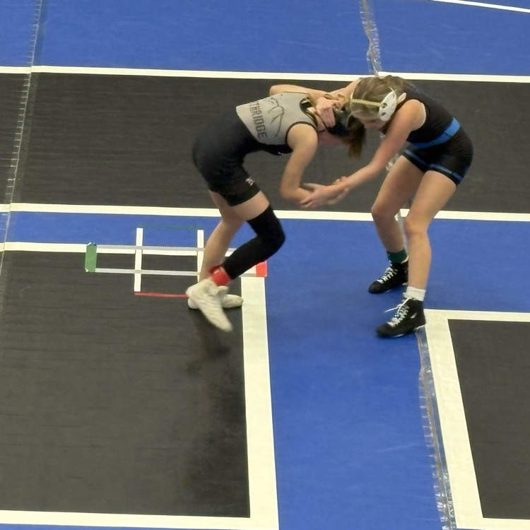 girls wrestling