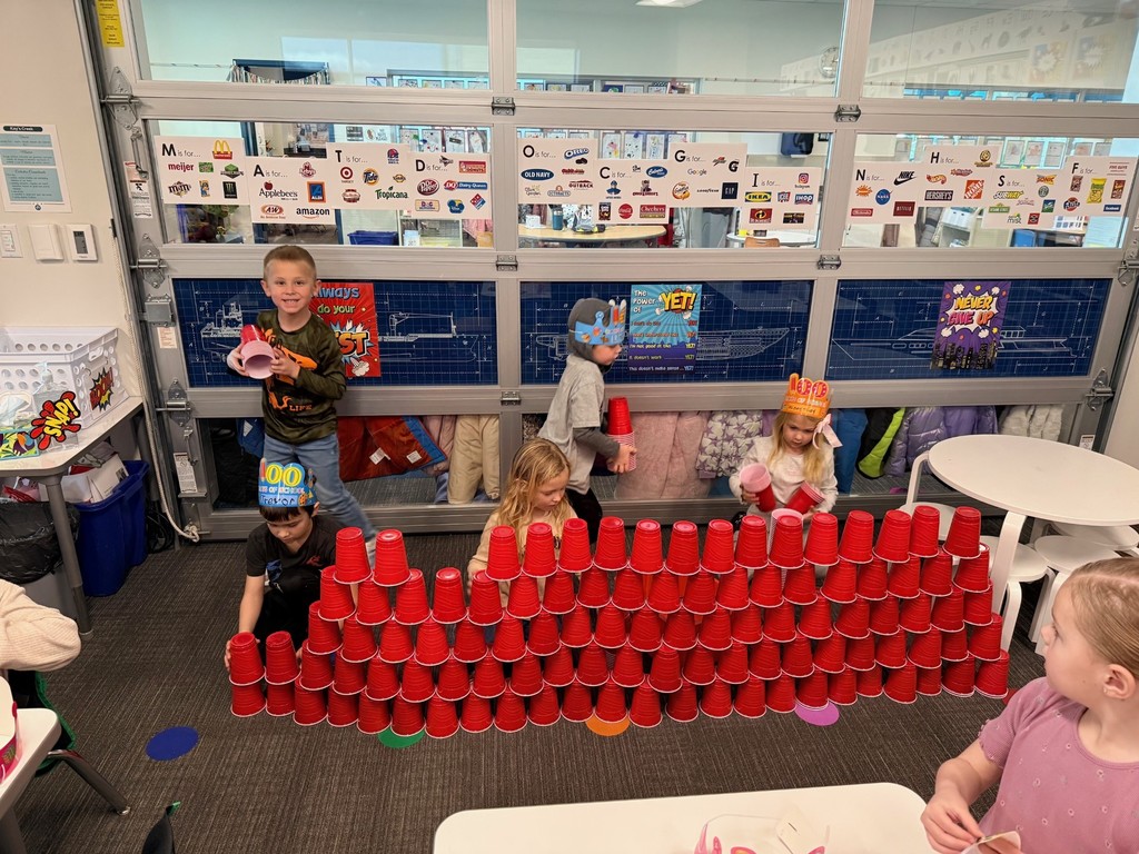 students in kindergarten celebrating 100 days of school