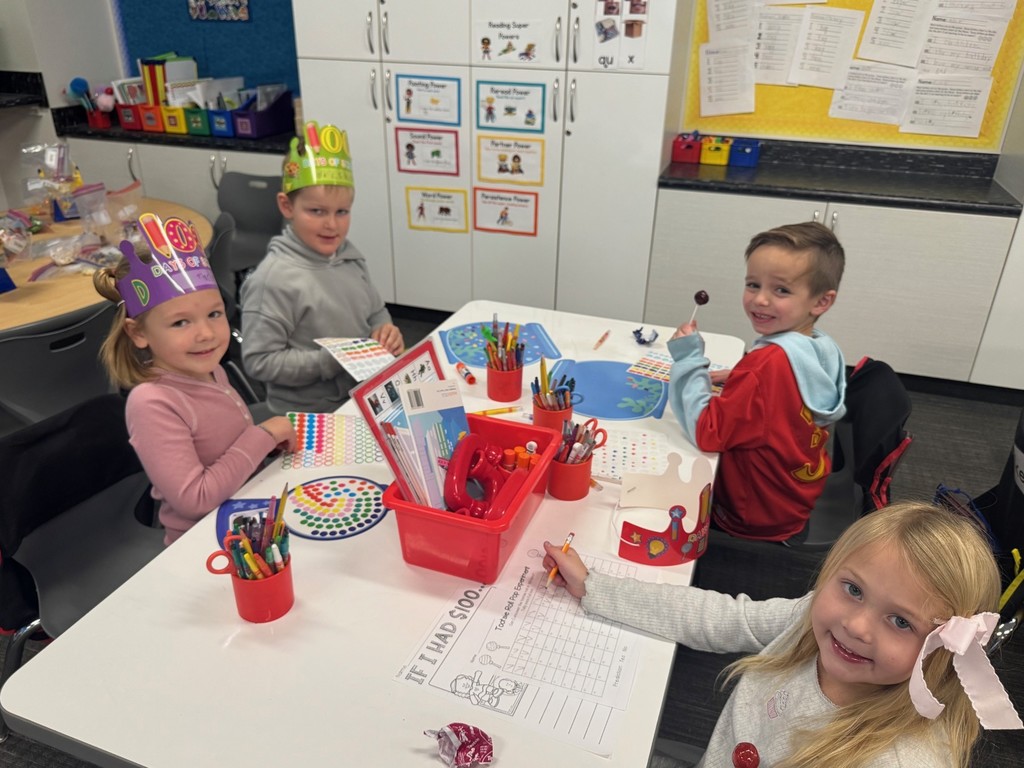 students in kindergarten celebrating 100 days of school