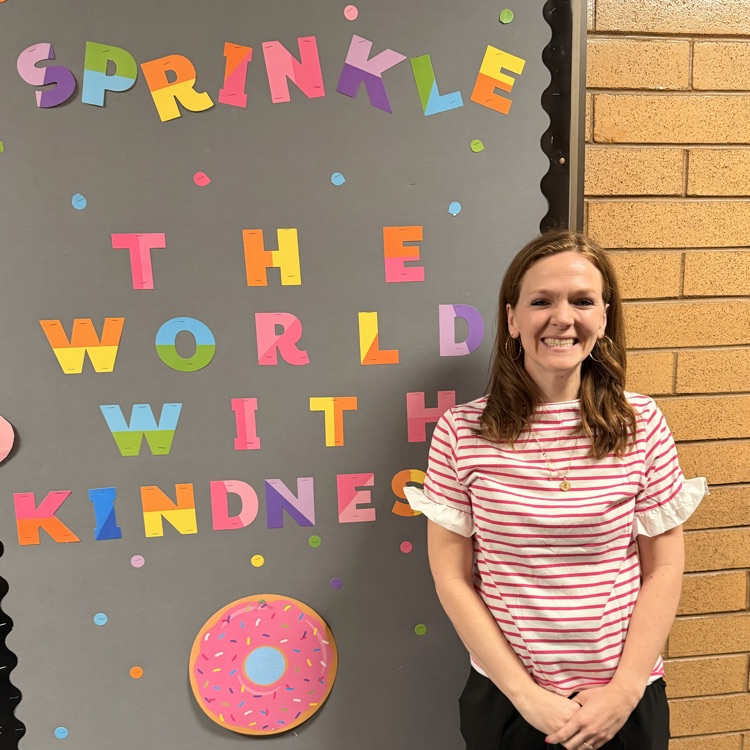 Picture of Miss Mendoza our school counselor!