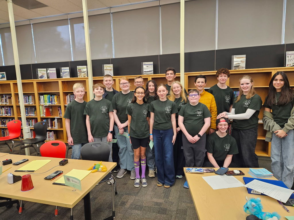 FJH DAL team getting ready to compete.