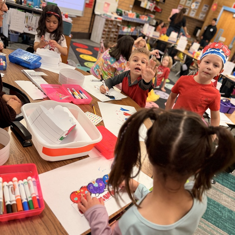 kids at their Valentine's Day party! 