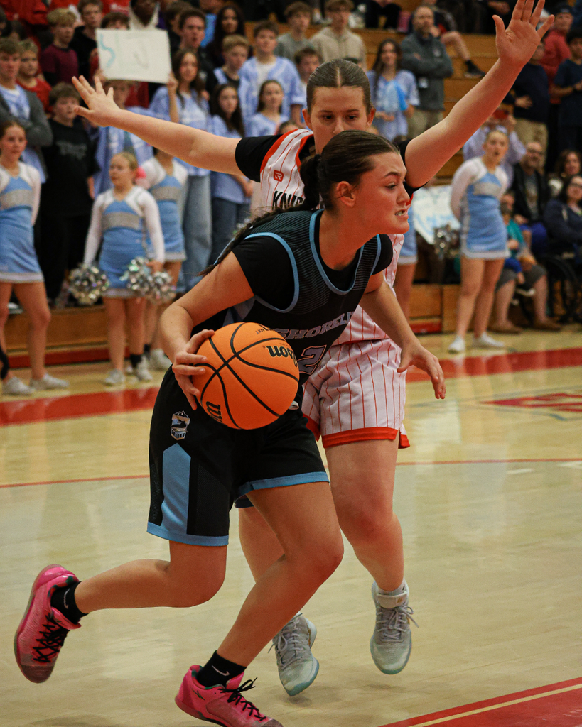 Shoreline has the basketball.