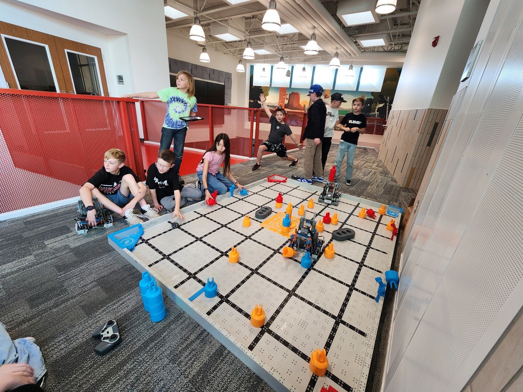 VEX students testing out their robots.