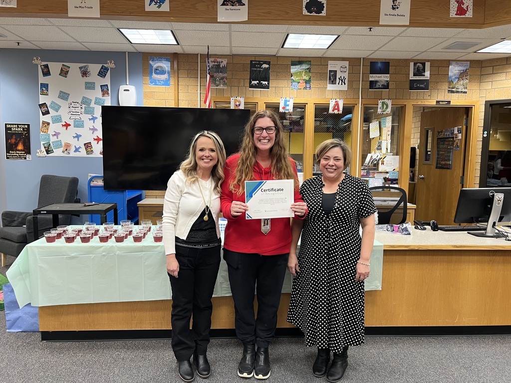 Teachers accepting award