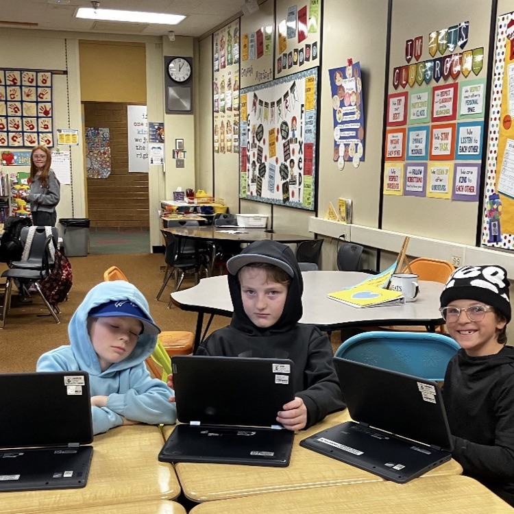 students working on Lexia and I-ready goals to support individualized learning progress