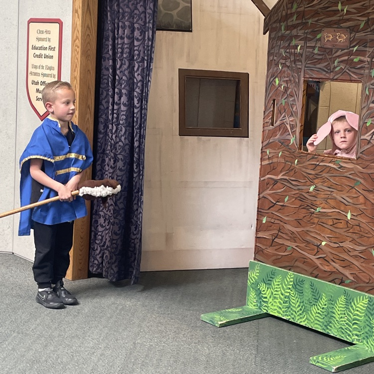 student at treehouse Museum