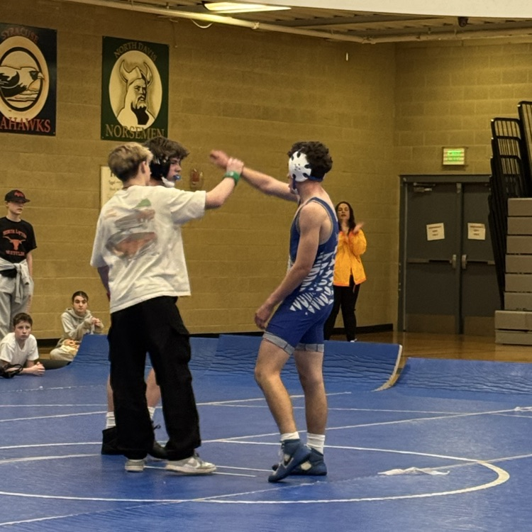 BJH wins wrestling