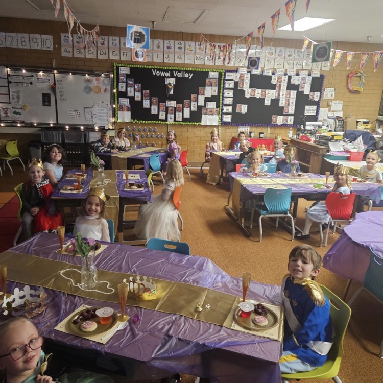 kindergartners celebrating end of their knowledge unit on kings and queens. Having a Royal dress up day.