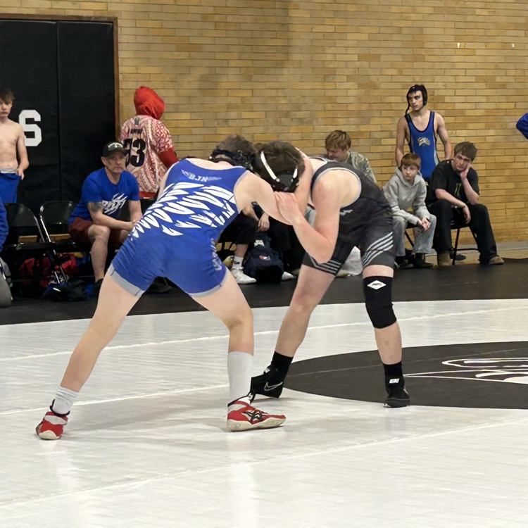 boys wrestling 