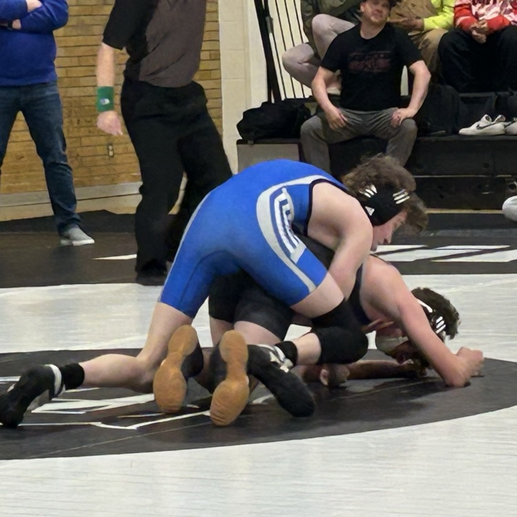 boys wrestling 