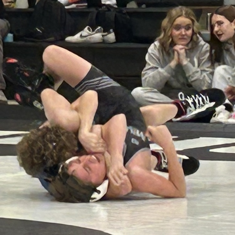 boys wrestling 