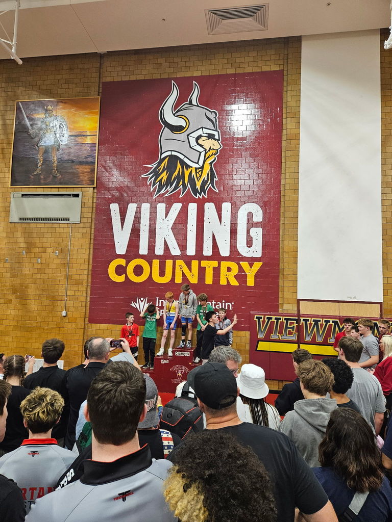 FJH Wrestlers who medaled. 