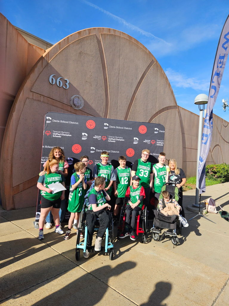 Here is our FJH Unified Sports Team!