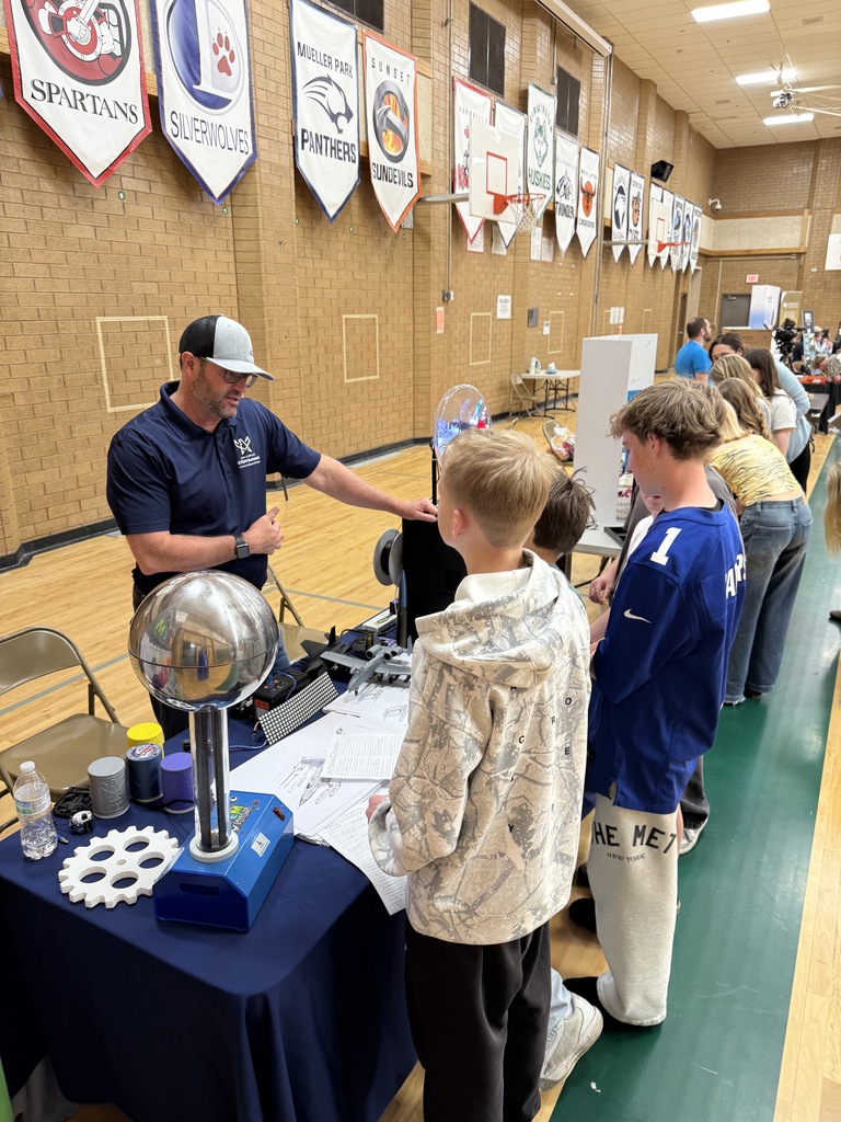 Other students learning about STEM options. 