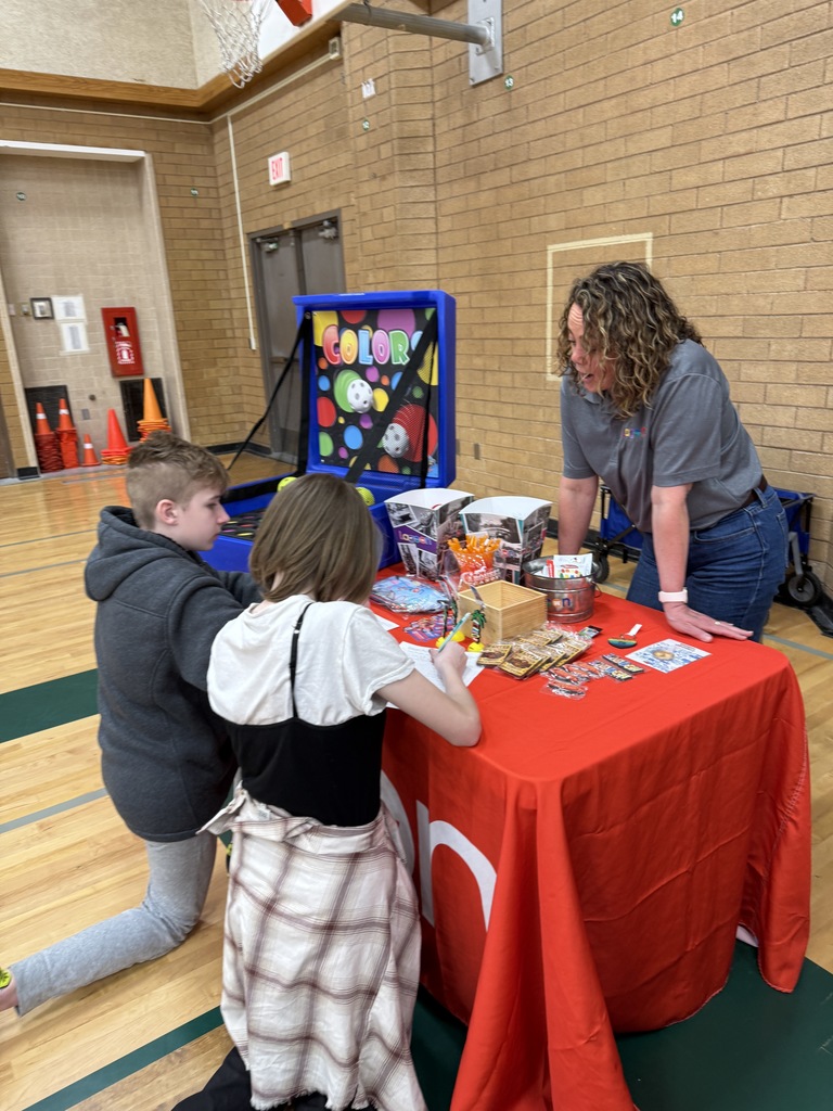 Lagoon joined us to help students learn about the company. 